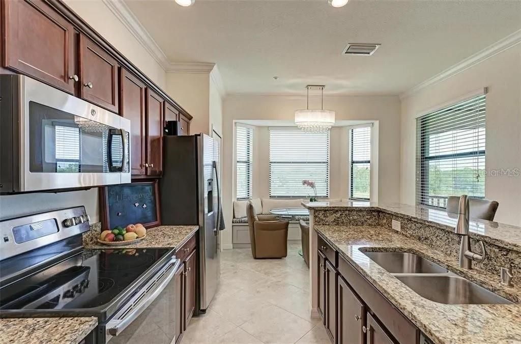 16814 Vardon Terrace, Unit 405, Lakewood Ranch, FL 34211 Photo