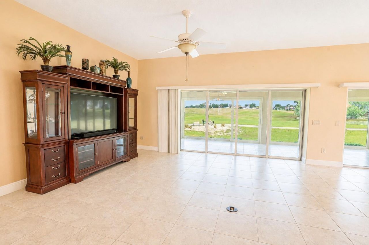 2696 Midland Terrace , The Villages, FL 32162 Photo