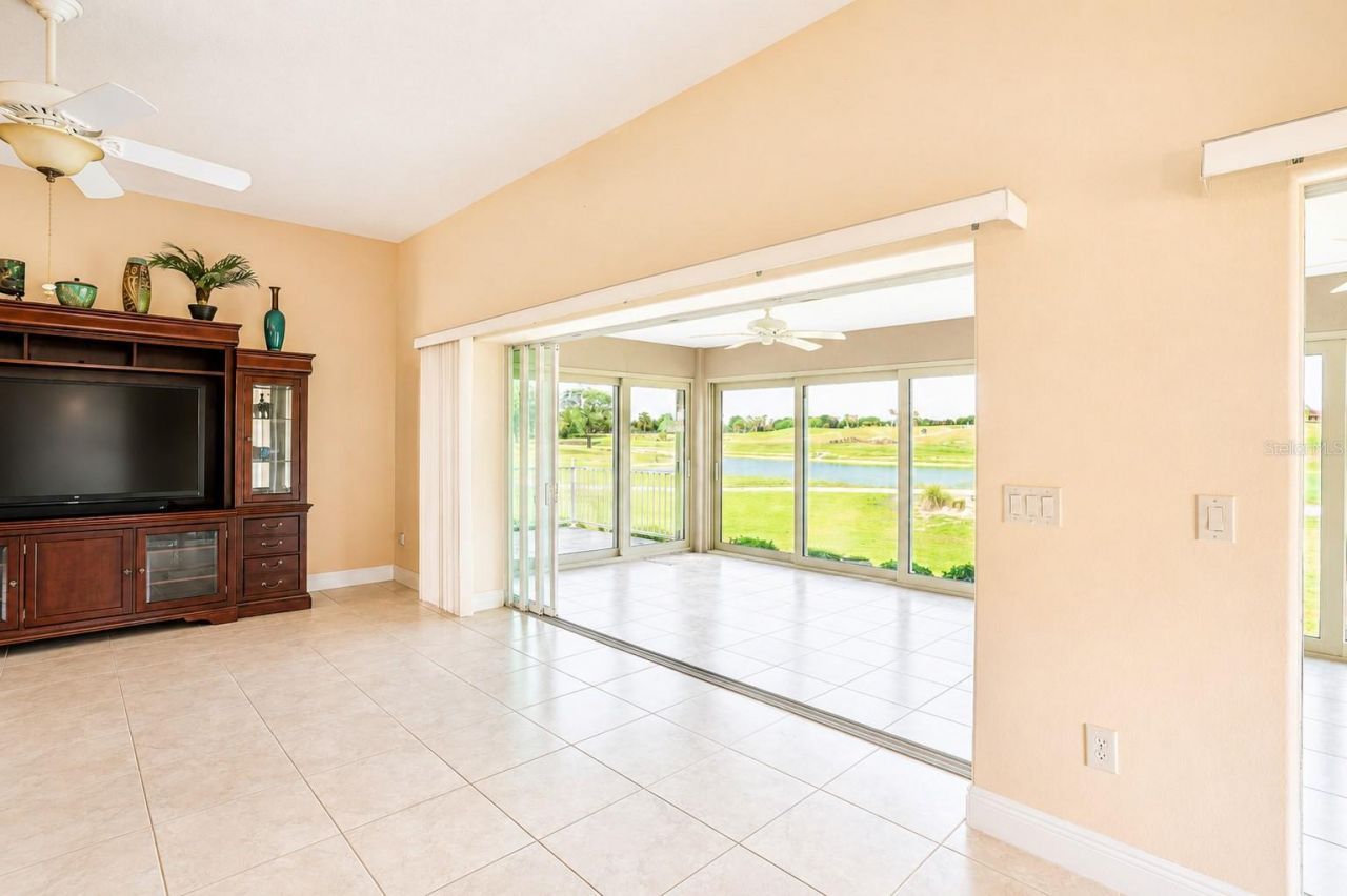 2696 Midland Terrace , The Villages, FL 32162 Photo