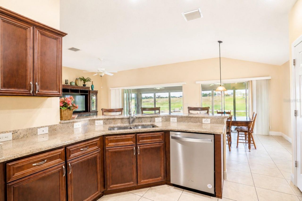 2696 Midland Terrace , The Villages, FL 32162 Photo