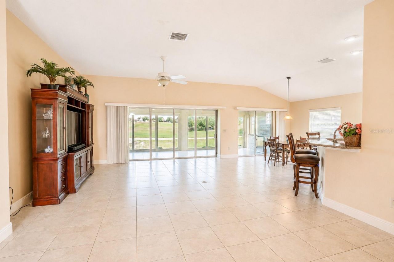 2696 Midland Terrace , The Villages, FL 32162 Photo