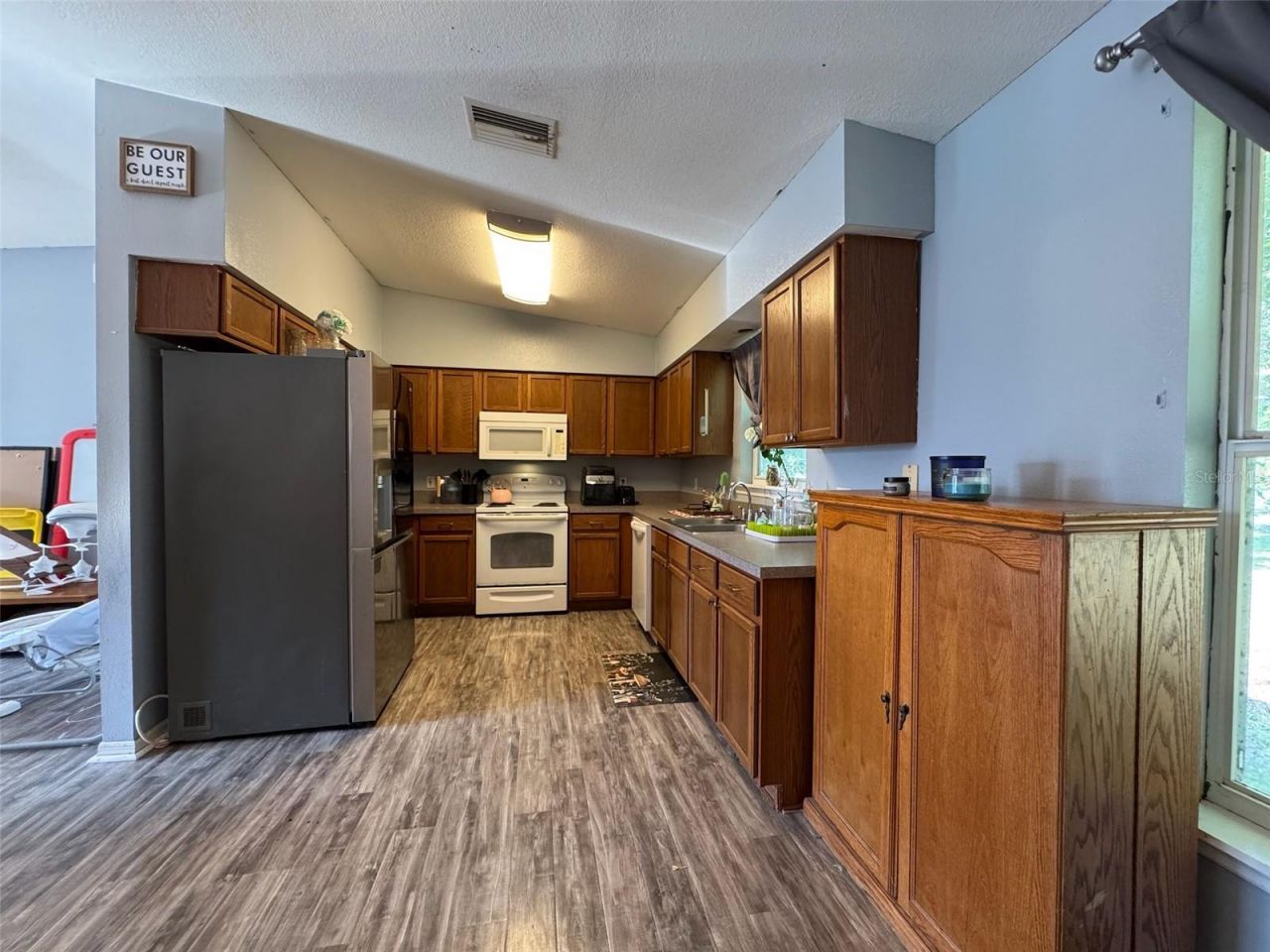 38932 Central Avenue, Zephyrhills, FL 33540 Photo