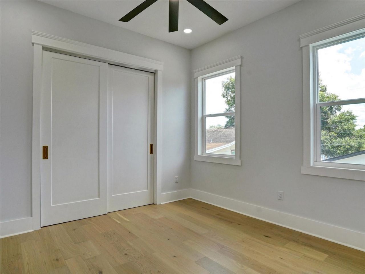 1420 36th Avenue N, Saint Petersburg, FL 33704 Photo