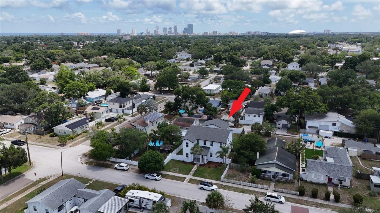 1420 36th Avenue N, Saint Petersburg, FL 33704 Photo