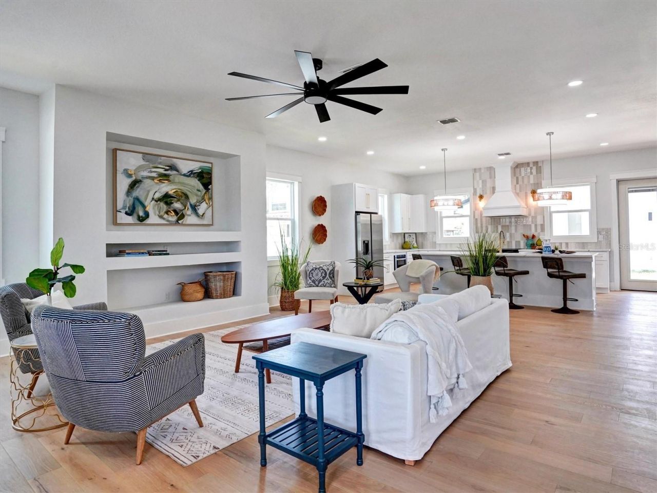1420 36th Avenue N, Saint Petersburg, FL 33704 Photo