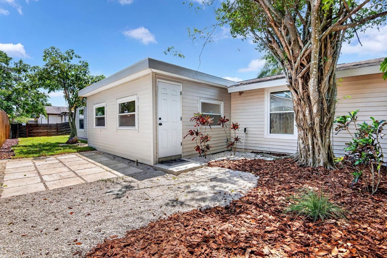 6306 37th Avenue W, Bradenton, FL 34209 Photo