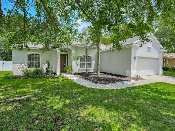 2947 MAJESTIC ISLE DRIVE , CLERMONT, FL 34711