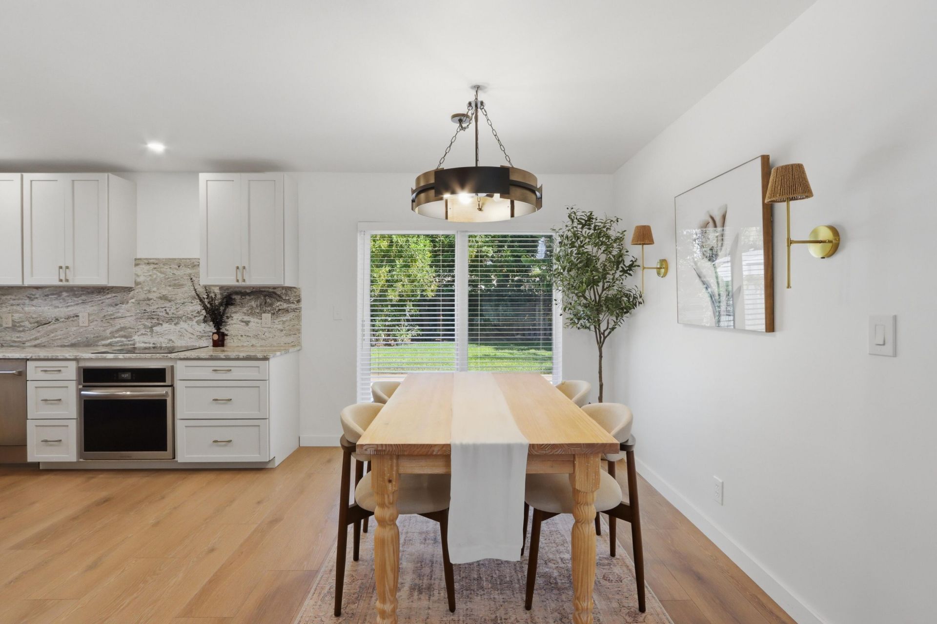 365 Garden Boulevard, Palm Beach Gardens, FL 33410 Photo