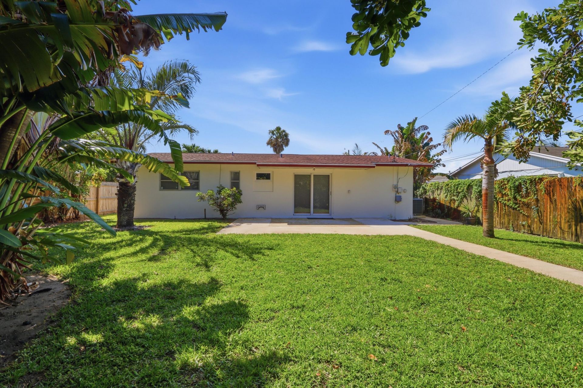 365 Garden Boulevard, Palm Beach Gardens, FL 33410 Photo
