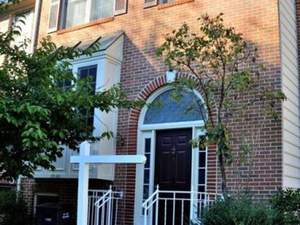 12143 ABBEY GLEN COURT, WOODBRIDGE, VA 22192