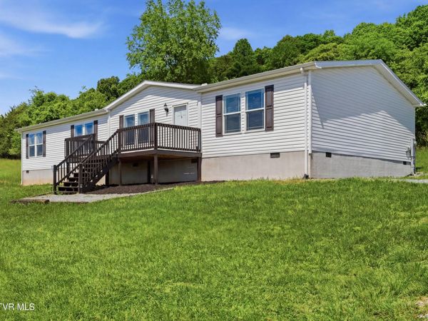 530 Horseshoe Bend Road, Jonesborough, TN 37659
