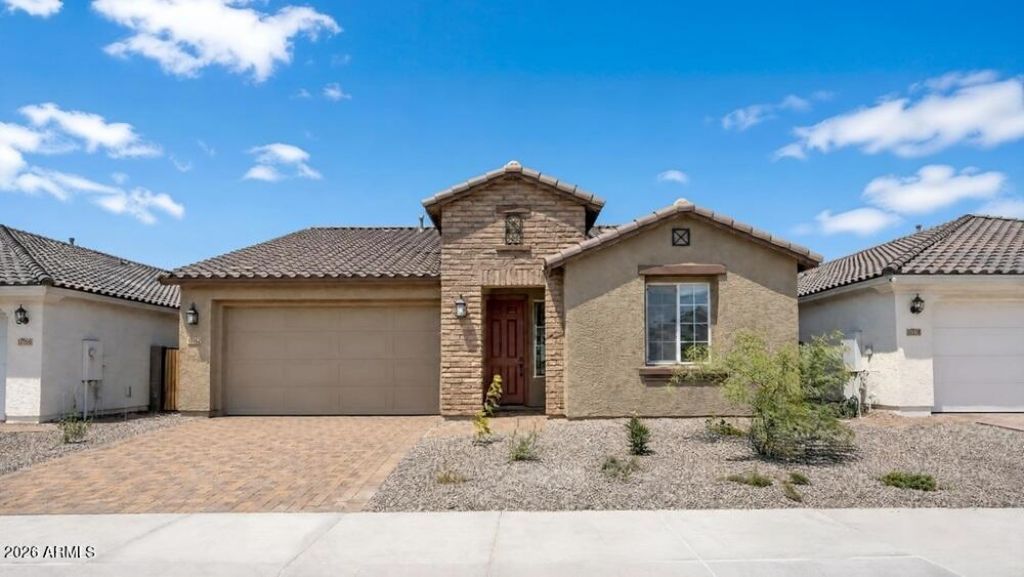 10162 W Crittenden Lane, Avondale, AZ 85392 Main Photo