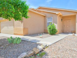 3105 W Meadow Drive SW Albuquerque, NM 87121