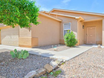 3105 W Meadow Drive SW Albuquerque, NM 87121