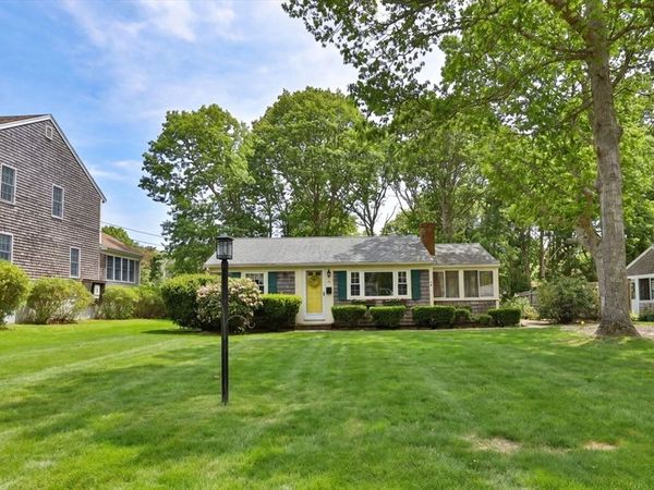 15 Squanto Rd, Yarmouth, MA 02664