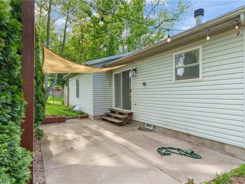 2330 Wedgewood Drive, Akron, OH 44312 Photo 33