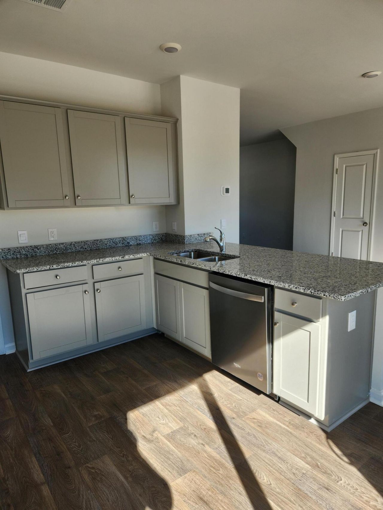 2192 Macallan Boulevard Photo 5