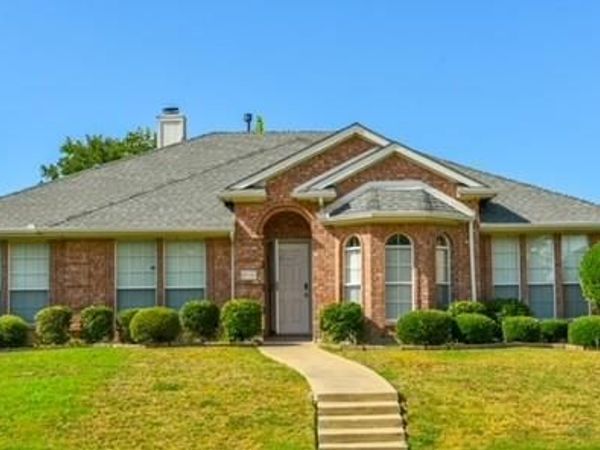3719 Trailridge Drive, Sachse, TX 75048