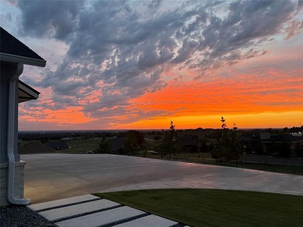 150 Pinnacle Peak Lane, Weatherford, TX 76087