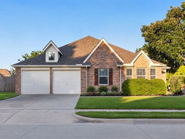 13524 Saddlewood Drive, Fort Worth, TX 76052