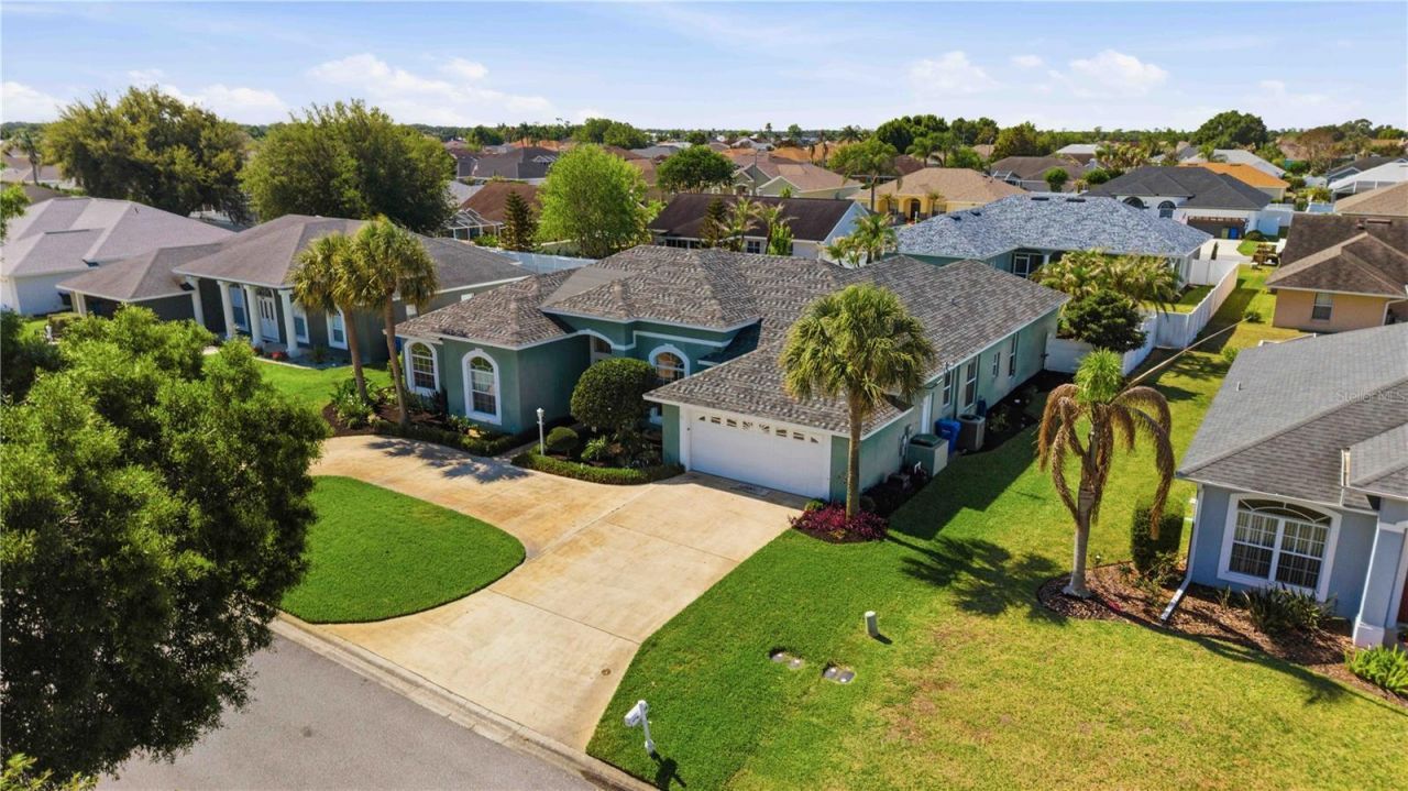 355 Ruby Lake Loop, Winter Haven, FL 33884 Photo