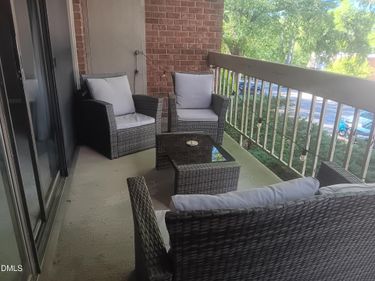 500 Umstead Drive, Unit C206, Chapel Hill, NC 27516