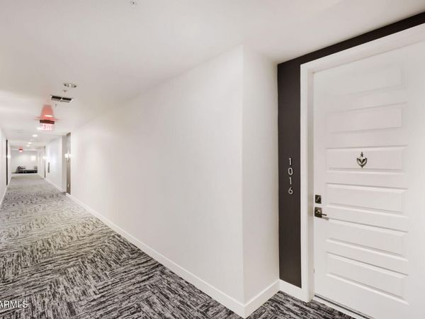 7300 E EARLL Drive, Unit 1016, Scottsdale, AZ 85251