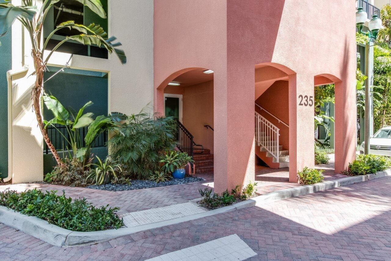 235 NE 1st Street, Unit 504, Delray Beach, FL 33444 Photo