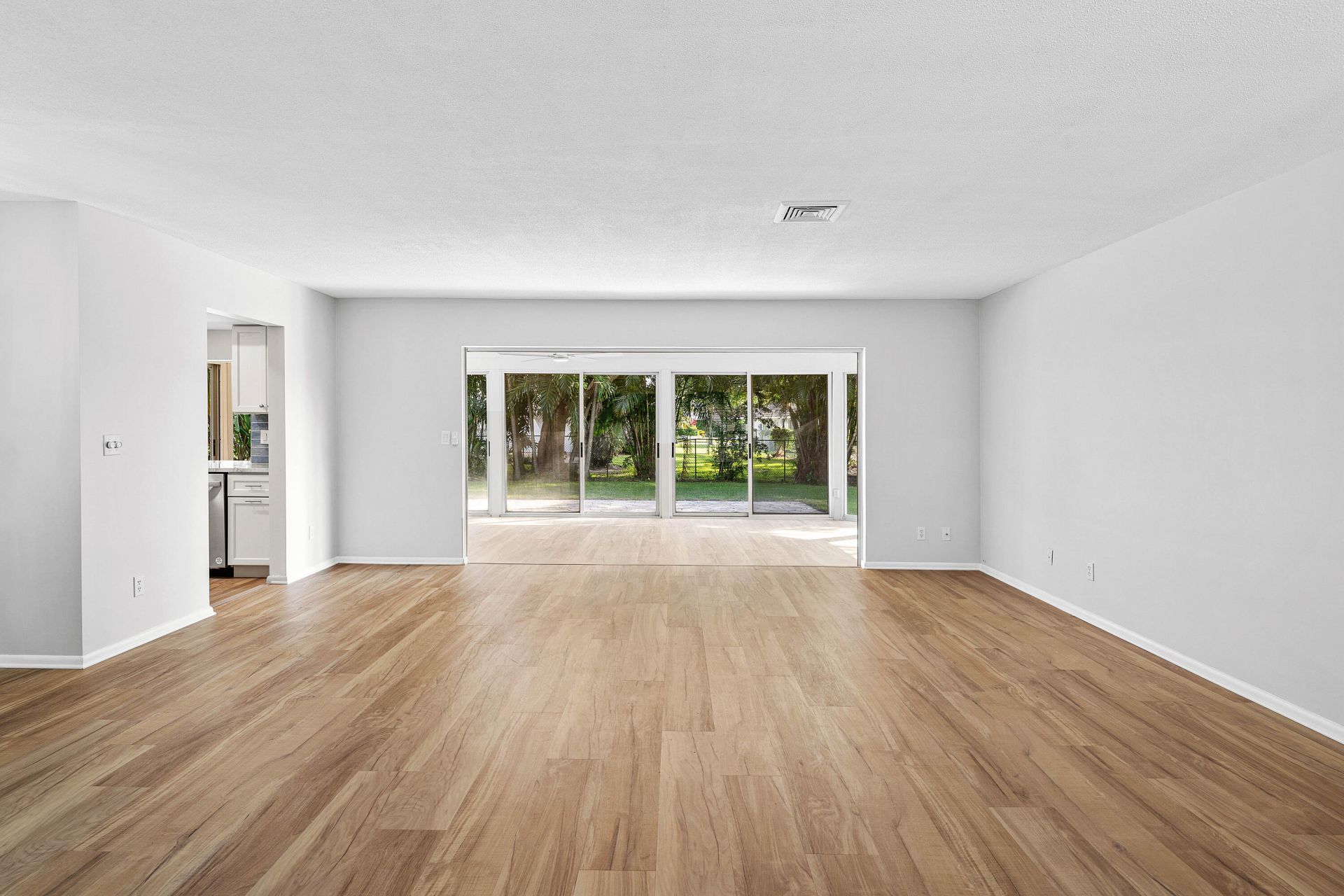 433 Pine Villa Drive, Atlantis, FL 33462 Photo