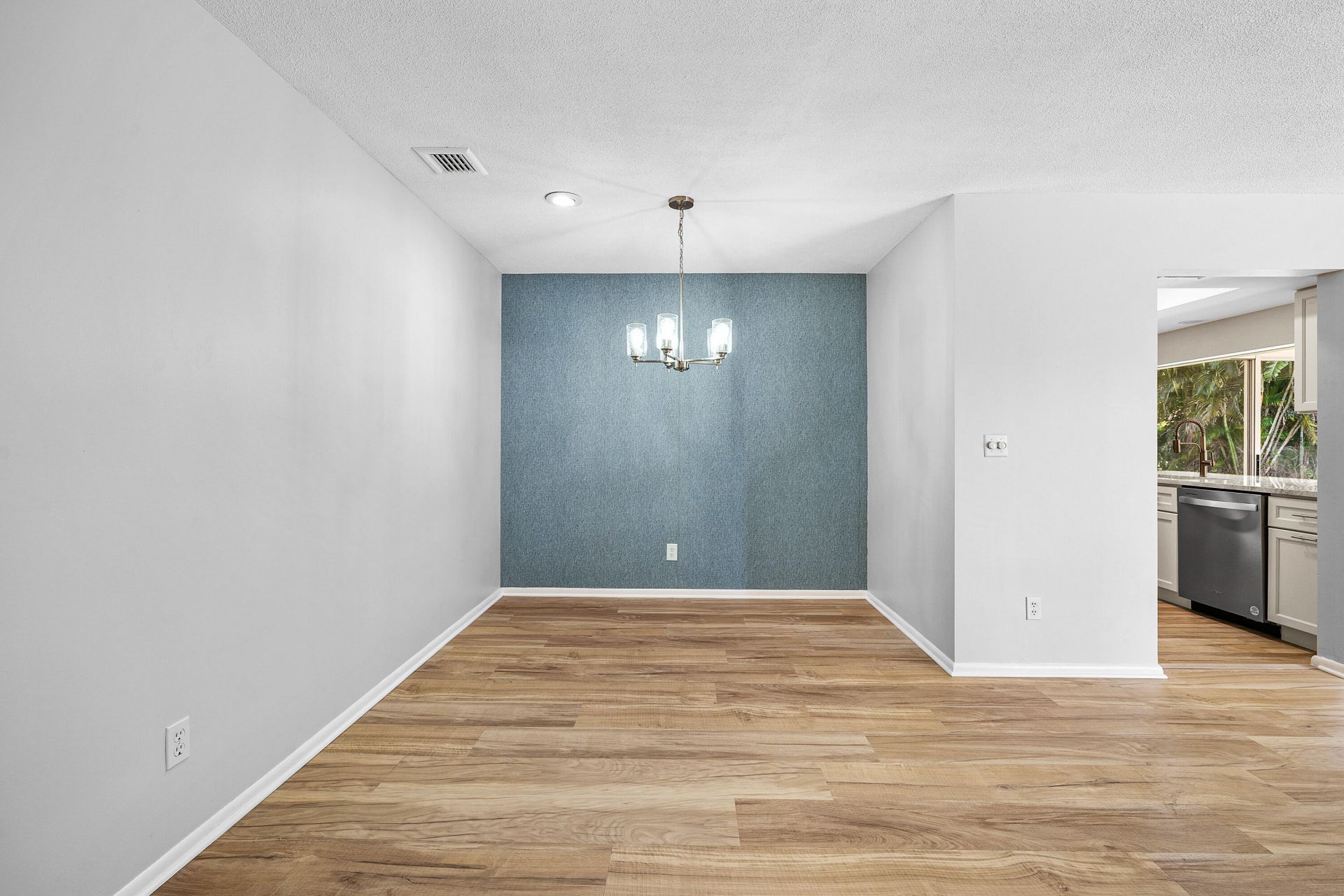 433 Pine Villa Drive, Atlantis, FL 33462 Photo