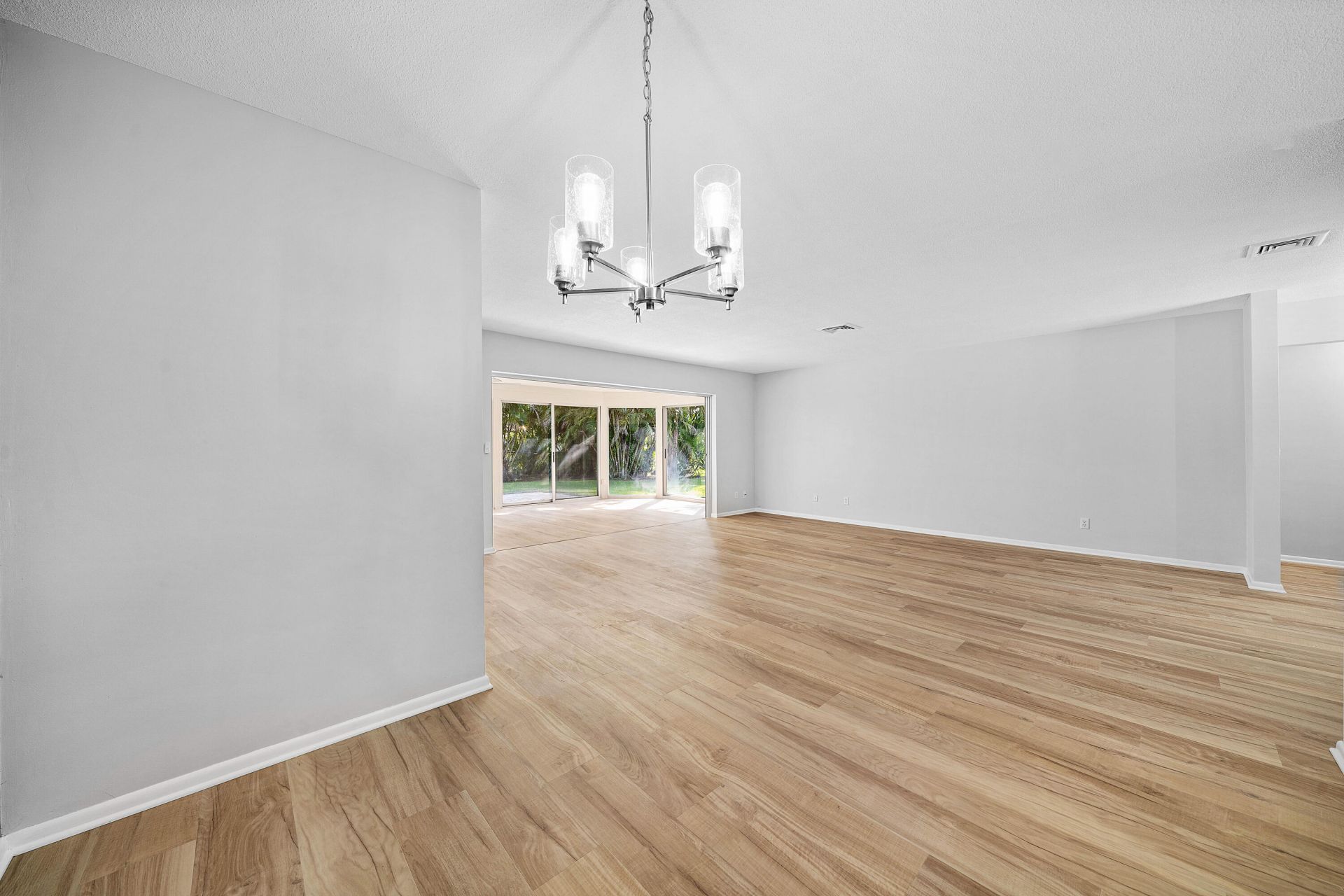 433 Pine Villa Drive, Atlantis, FL 33462 Photo