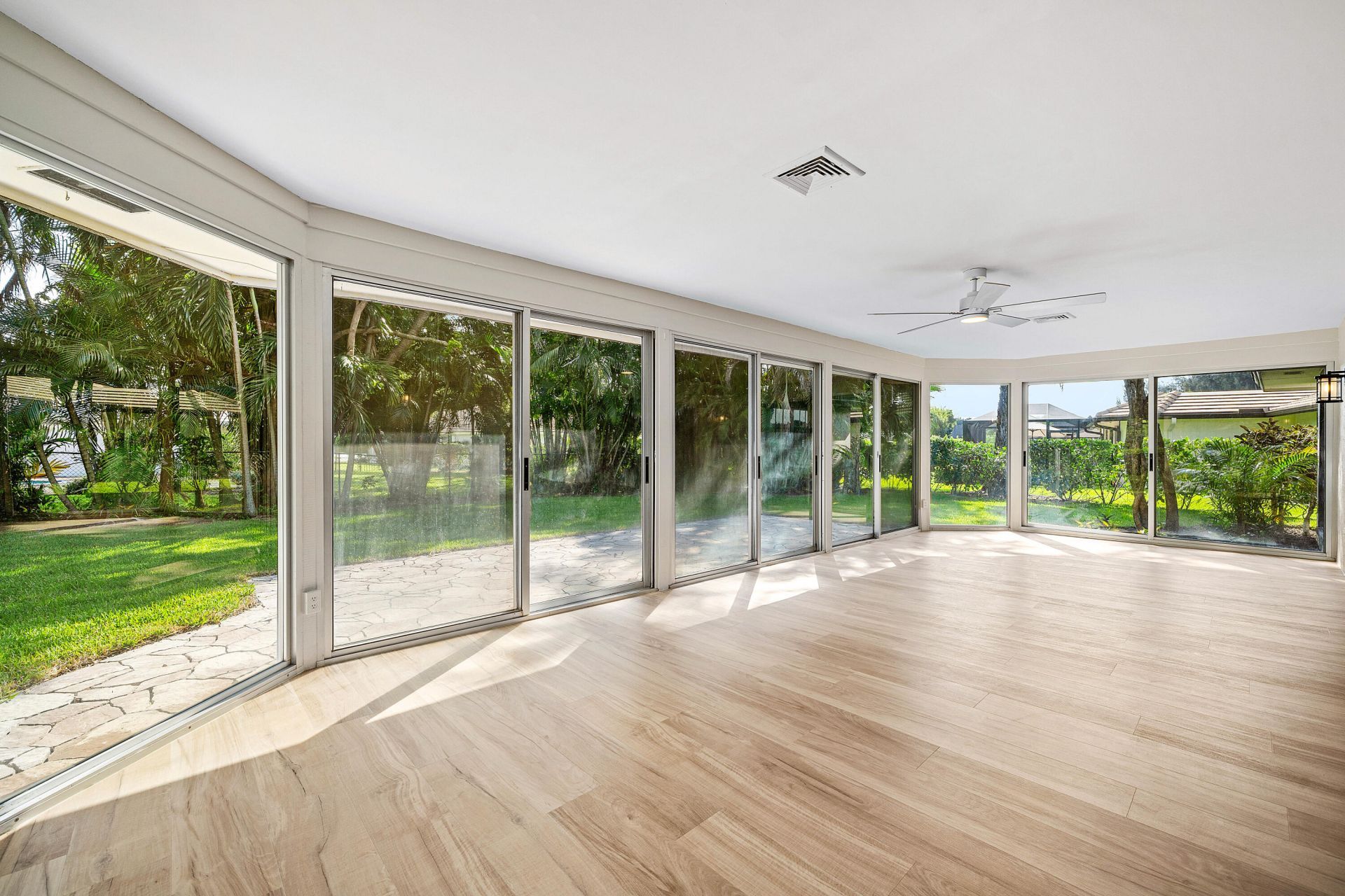 433 Pine Villa Drive, Atlantis, FL 33462 Photo