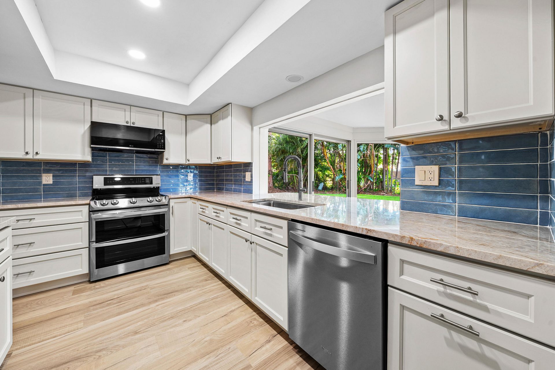 433 Pine Villa Drive, Atlantis, FL 33462 Photo