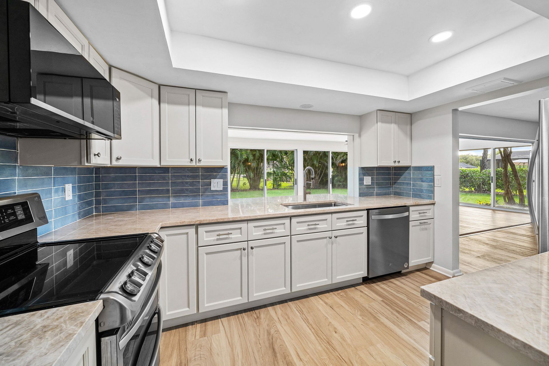 433 Pine Villa Drive, Atlantis, FL 33462 Photo