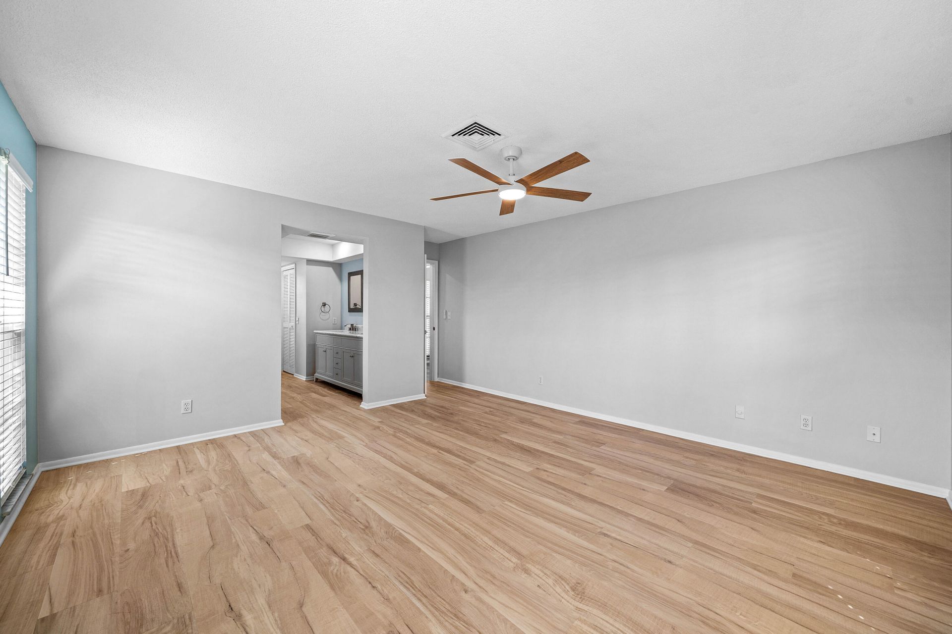 433 Pine Villa Drive, Atlantis, FL 33462 Photo