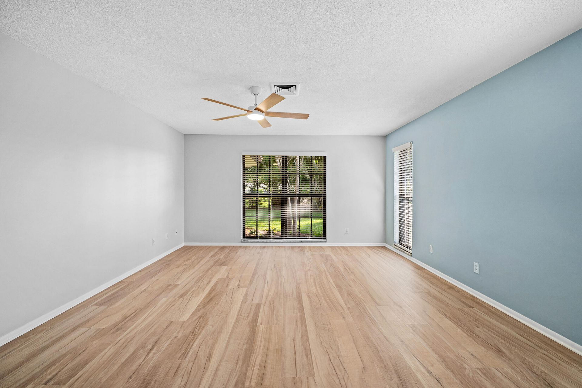 433 Pine Villa Drive, Atlantis, FL 33462 Photo