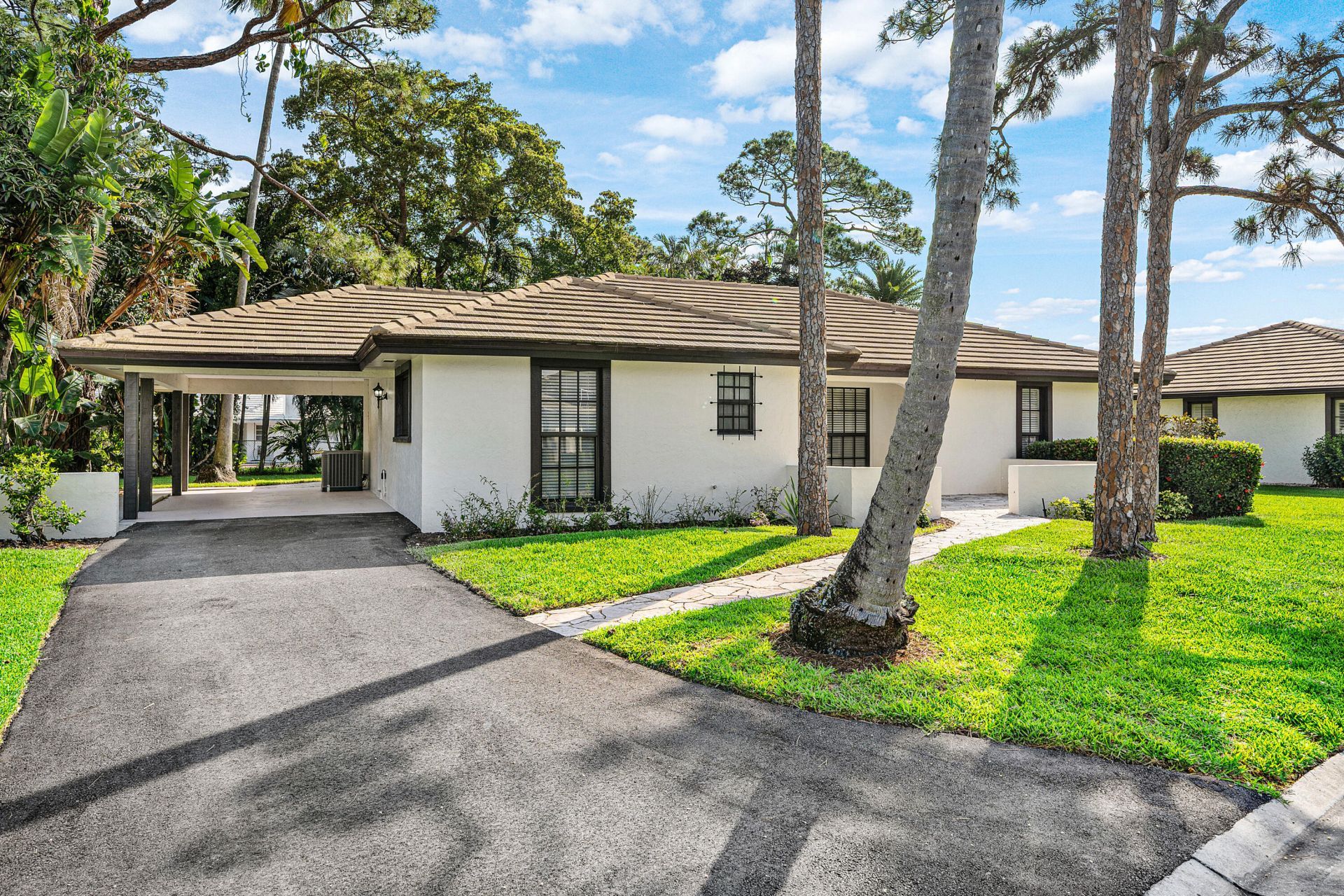 433 Pine Villa Drive, Atlantis, FL 33462 Photo