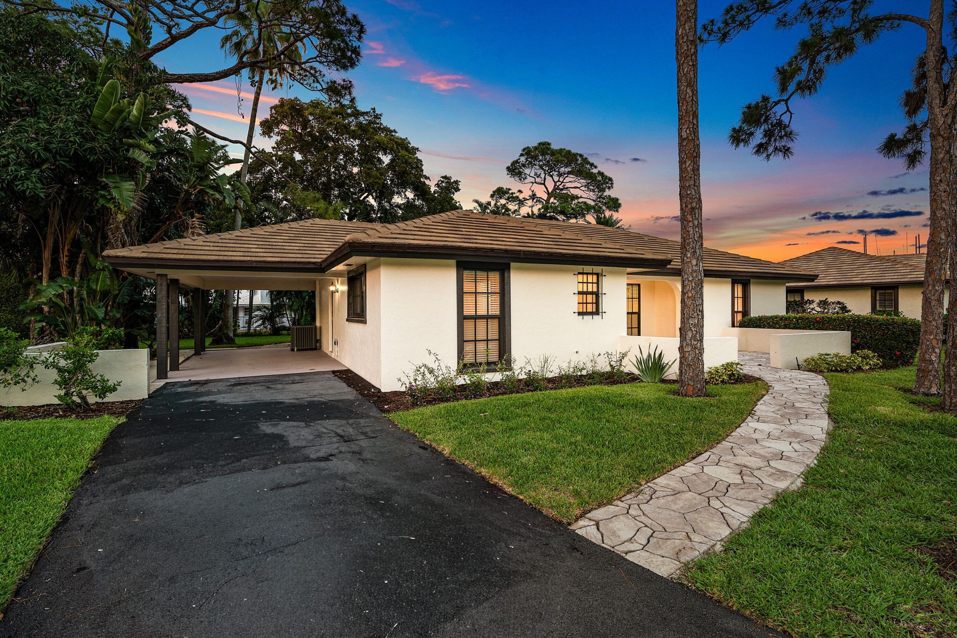 433 Pine Villa Drive, Atlantis, FL 33462 Photo