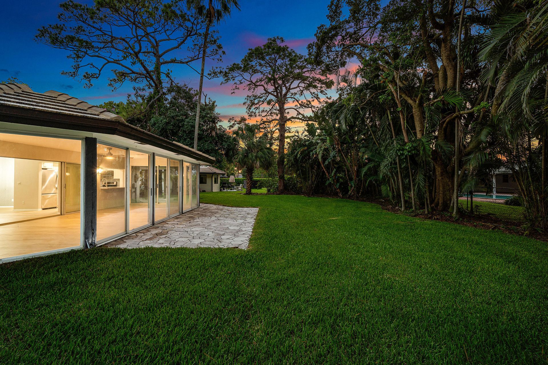433 Pine Villa Drive, Atlantis, FL 33462 Photo