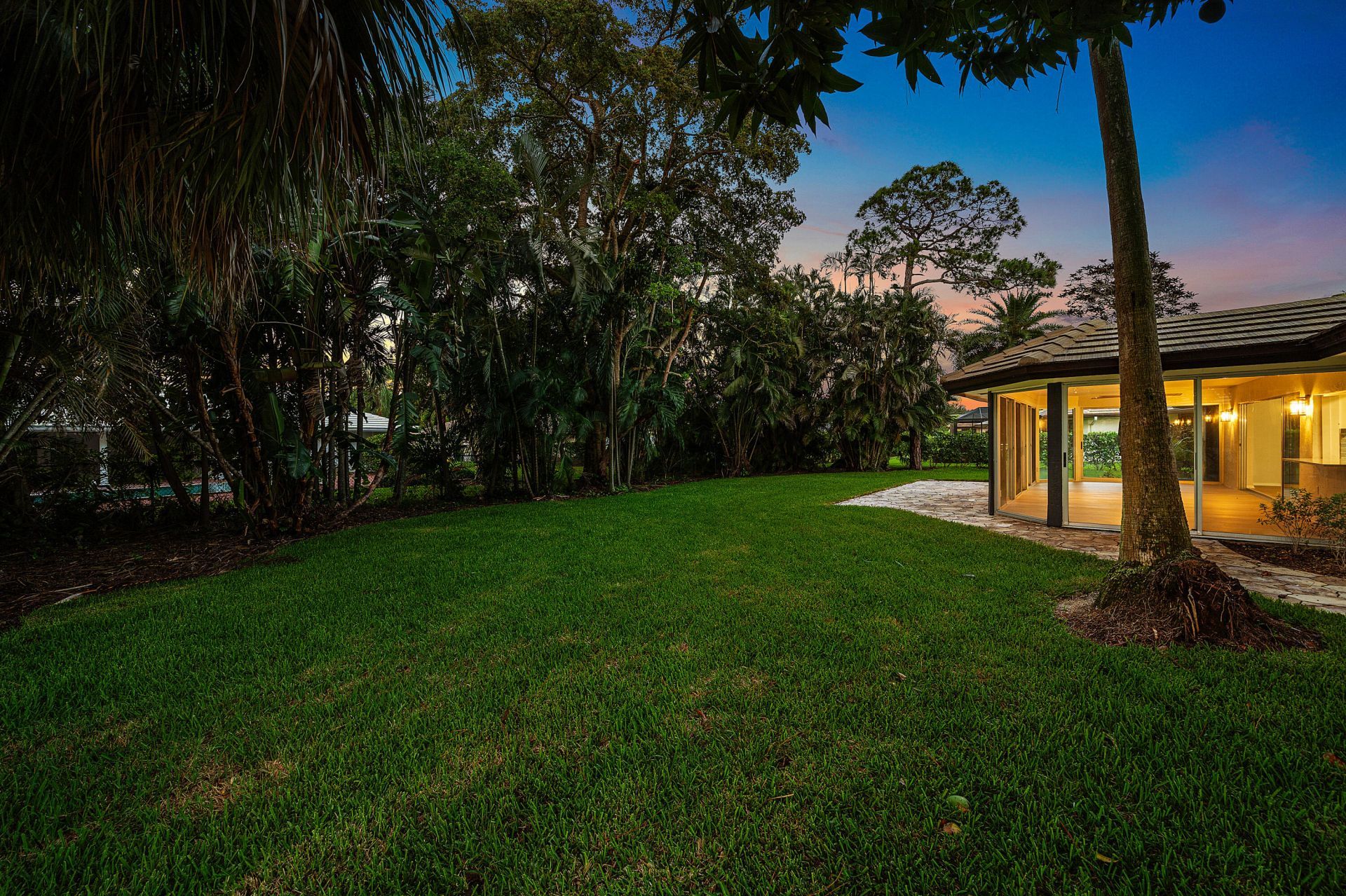 433 Pine Villa Drive, Atlantis, FL 33462 Photo