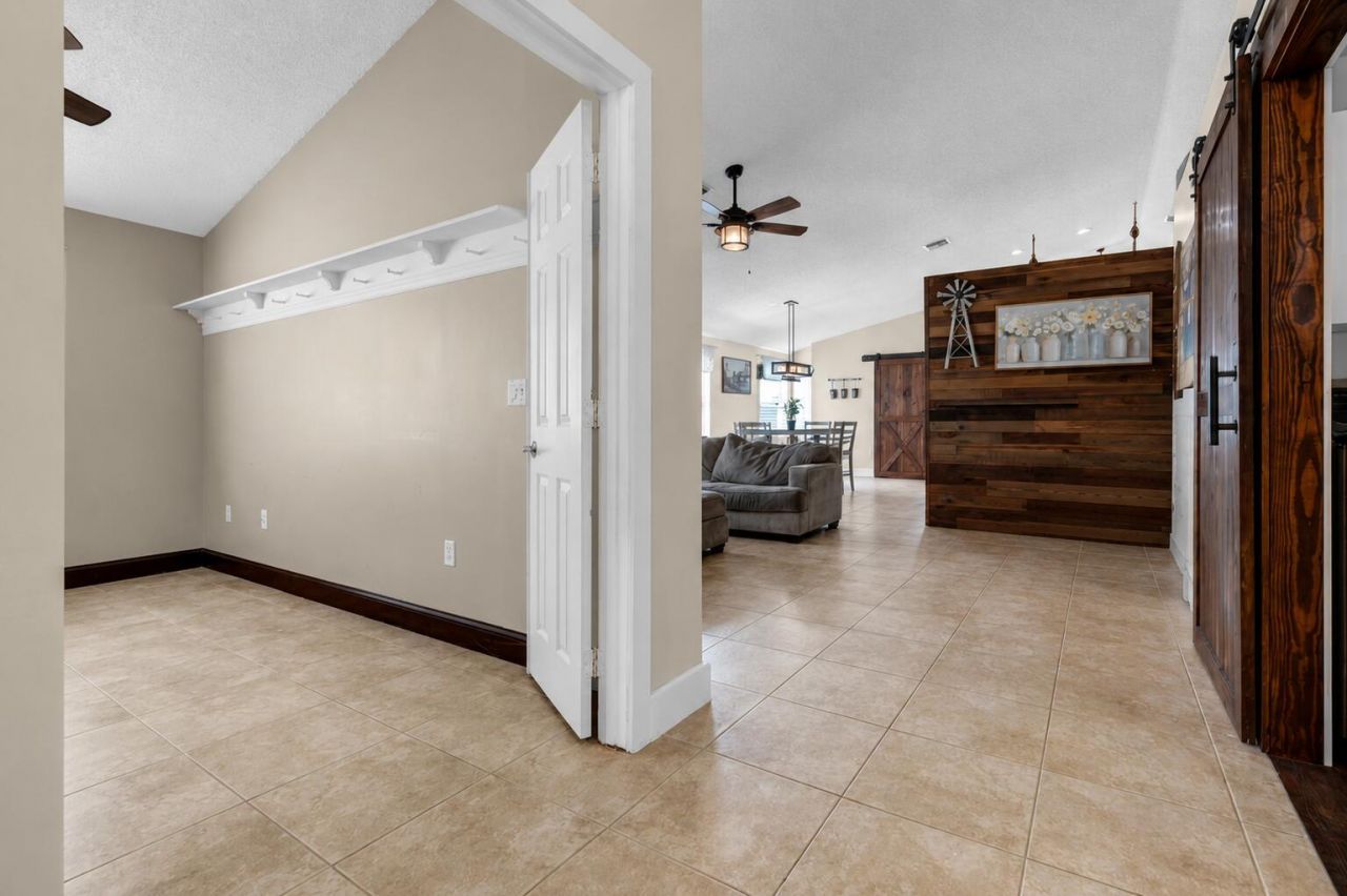 7925 Ambleside Way, Lake Worth, FL 33467 Photo