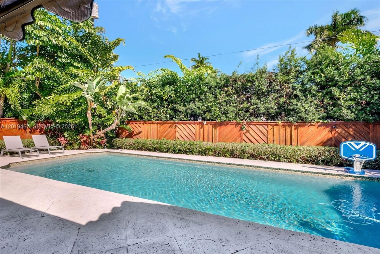 7711 Miami View Dr , North Bay Village, FL 33141 Photo