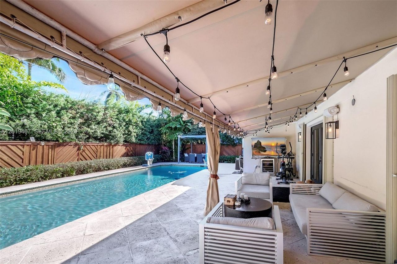 7711 Miami View Dr , North Bay Village, FL 33141 Photo