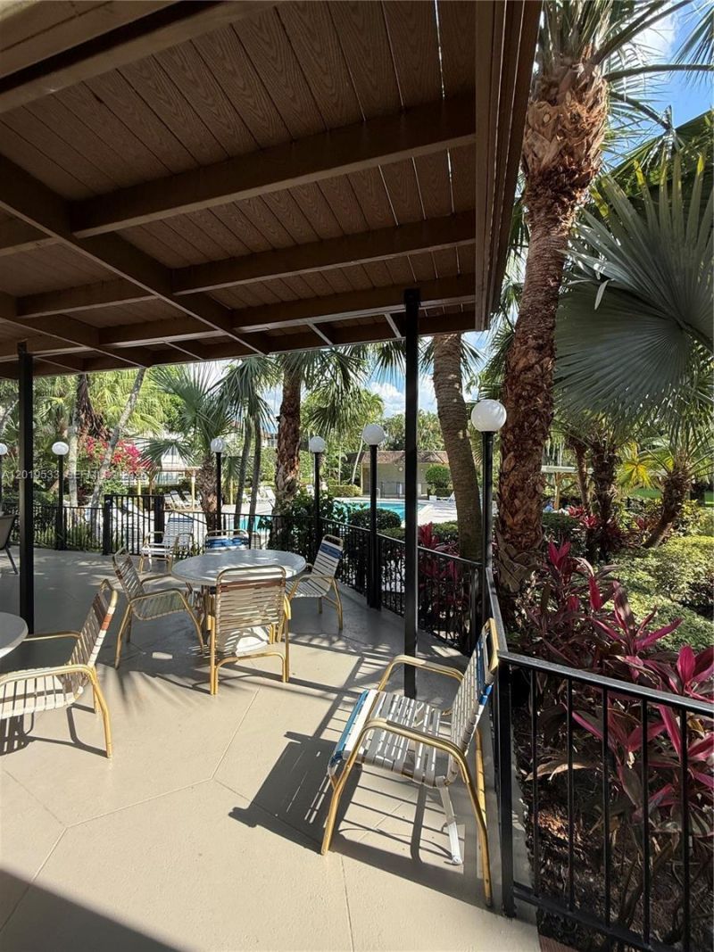 5131 W Oakland Park Blvd, Unit 106, Lauderdale Lakes, FL 33313 Photo