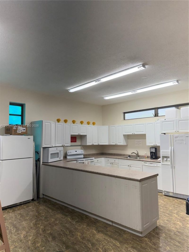 5131 W Oakland Park Blvd, Unit 106, Lauderdale Lakes, FL 33313 Photo