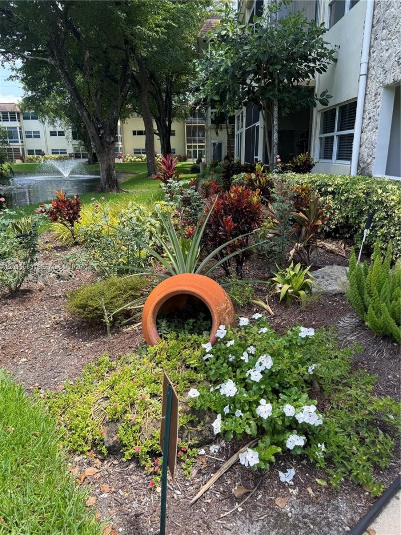 5131 W Oakland Park Blvd, Unit 106, Lauderdale Lakes, FL 33313 Photo