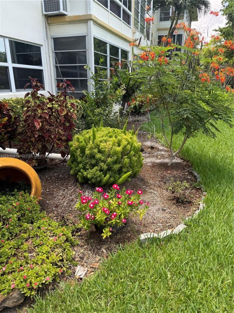 5131 W Oakland Park Blvd, Unit 106, Lauderdale Lakes, FL 33313 Photo