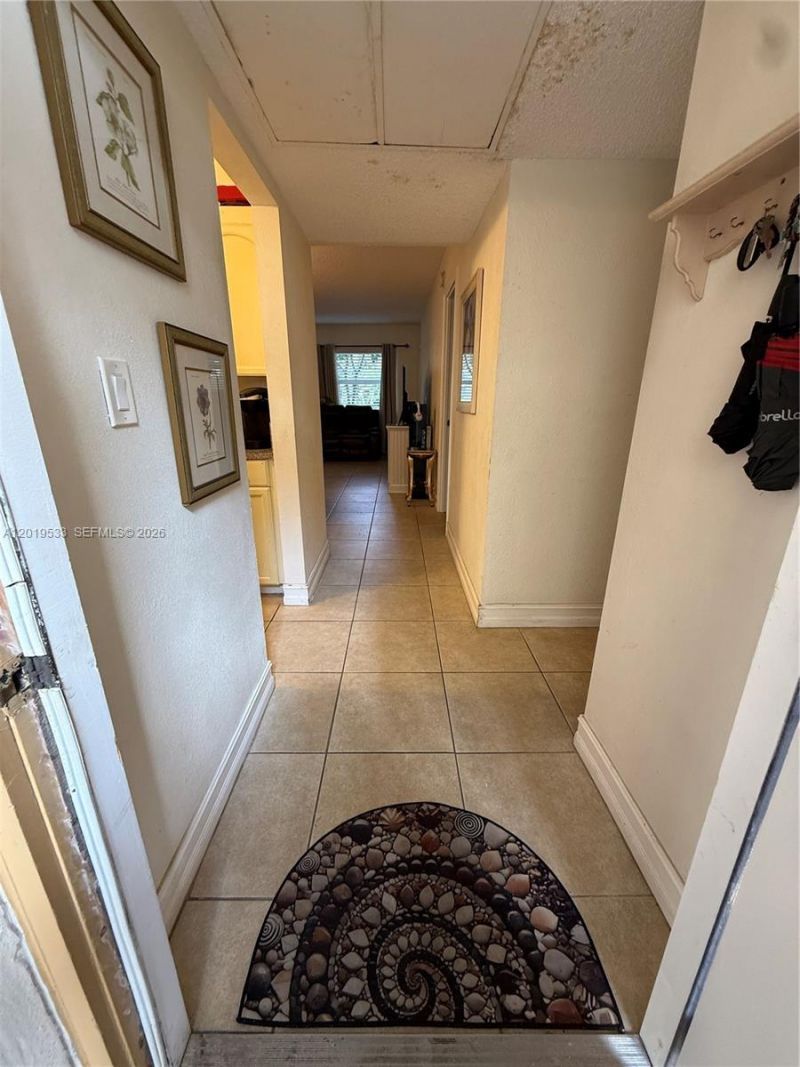 5131 W Oakland Park Blvd, Unit 106, Lauderdale Lakes, FL 33313 Photo