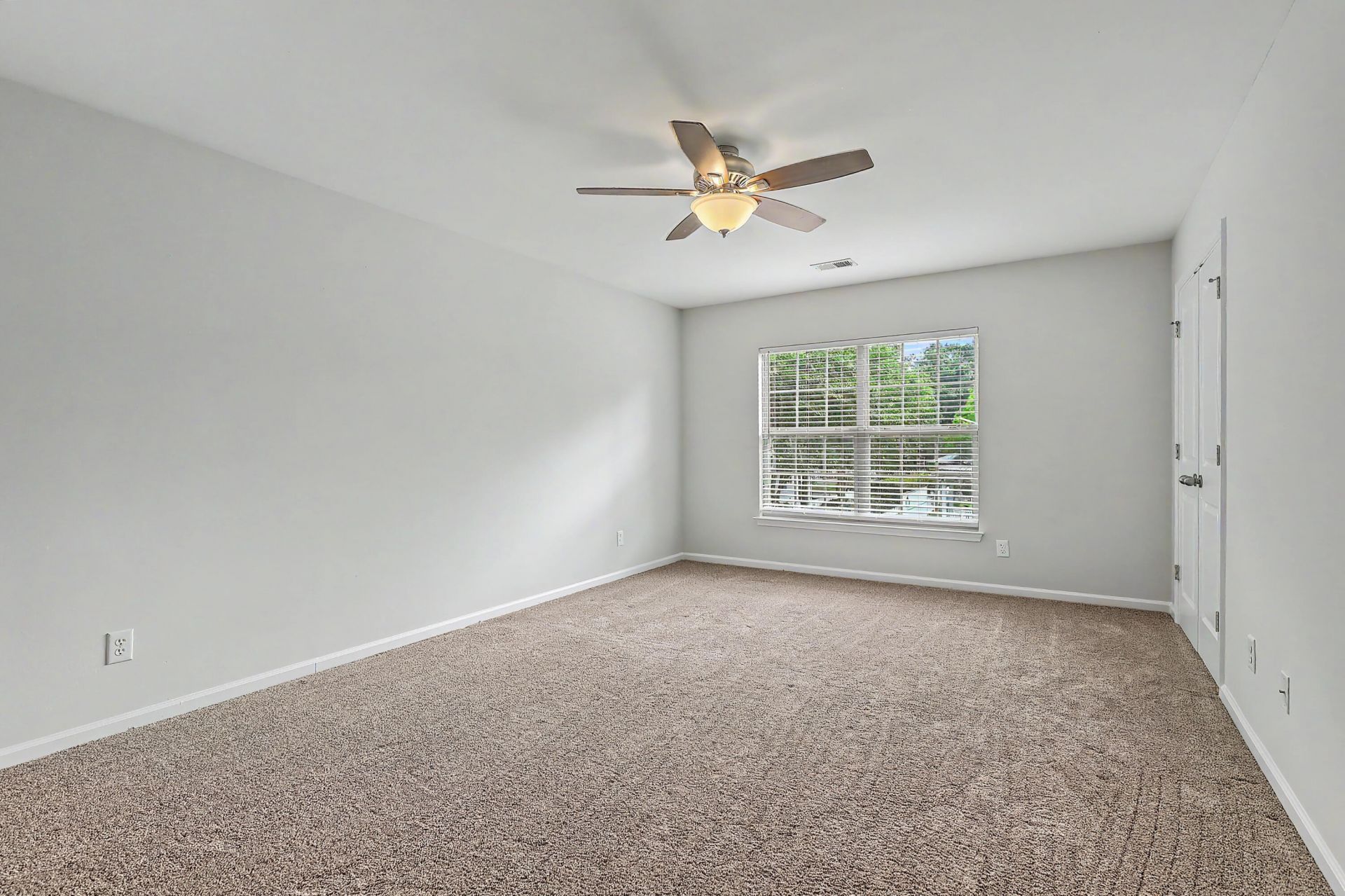111 Comiskey Park Circle Photo 21