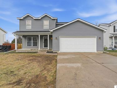 10831 N 136th Street , Waverly, NE 68462